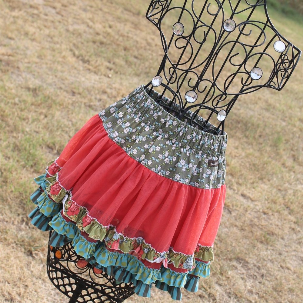 MATILDA JANE Skirt Size 10 Lined with lovely ruffles!